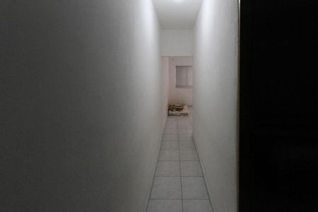 Casa à venda com 215m², 6 quartos e 1 vaga Casa à venda com 215m², 6 quartos e 1 vagaCorredor