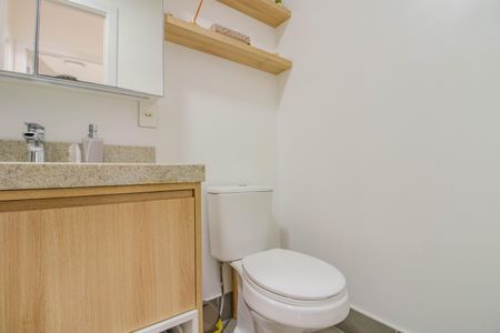 Apartamento à venda com 62m², 2 quartos e 1 vaga Apartamento à venda com 62m², 2 quartos e 1 vagaBanheiro Social
