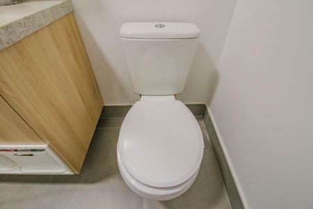 Apartamento à venda com 62m², 2 quartos e 1 vaga Apartamento à venda com 62m², 2 quartos e 1 vagaBanheiro Social