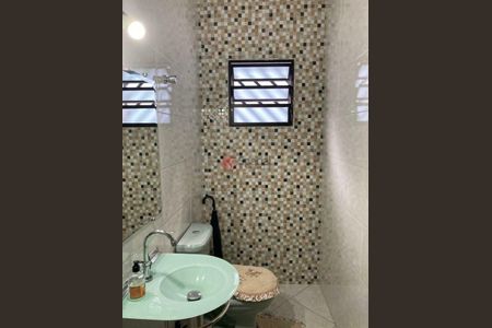 Casa à venda com 220m², 4 quartos e 4 vagas