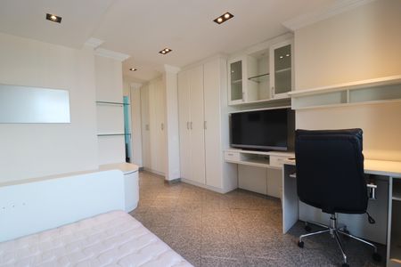 Apartamento à venda com 296m², 3 quartos e 4 vagasQuarto 3 suíte