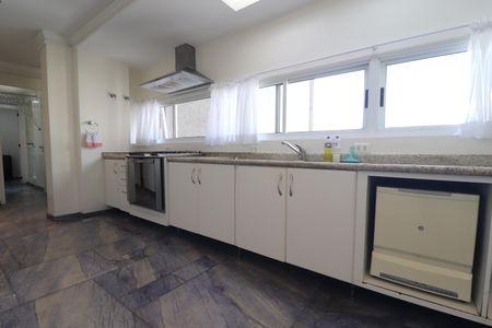 Apartamento à venda com 296m², 3 quartos e 4 vagasCozinha