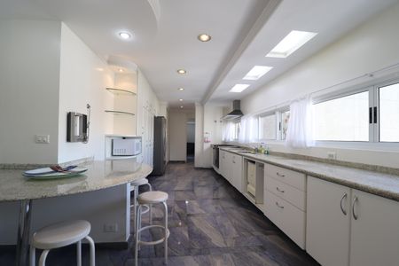 Apartamento à venda com 296m², 3 quartos e 4 vagasCozinha