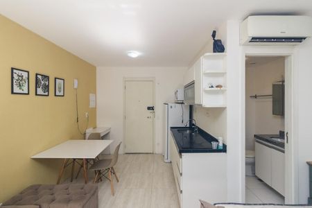 Studio à venda com 24m², 1 quarto e sem vaga Studio à venda com 24m², 1 quarto e sem vagaCozinha