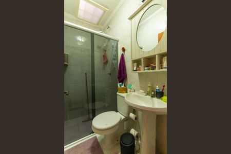 Casa à venda com 250m², 3 quartos e 5 vagas Casa à venda com 250m², 3 quartos e 5 vagasBanheiro do Quarto 3