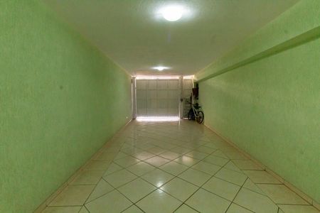 Casa à venda com 250m², 3 quartos e 5 vagas Casa à venda com 250m², 3 quartos e 5 vagasGaragem