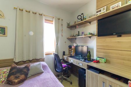 Casa à venda com 250m², 3 quartos e 5 vagas Casa à venda com 250m², 3 quartos e 5 vagasQuarto 3