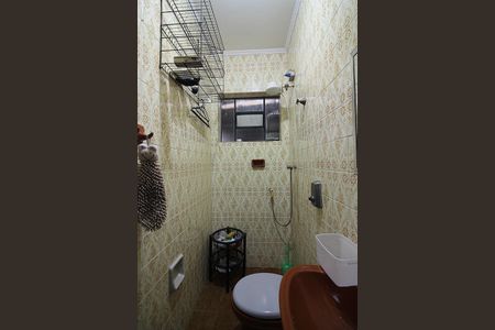 Casa à venda com 239m², 3 quartos e 2 vagasBanheiro de Serviço