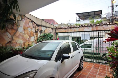 Casa à venda com 239m², 3 quartos e 2 vagasGaragem