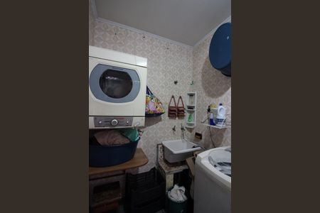 Casa à venda com 239m², 3 quartos e 2 vagasÁrea de Serviço