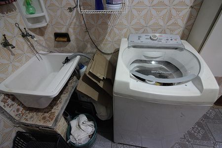 Casa à venda com 239m², 3 quartos e 2 vagasÁrea de Serviço