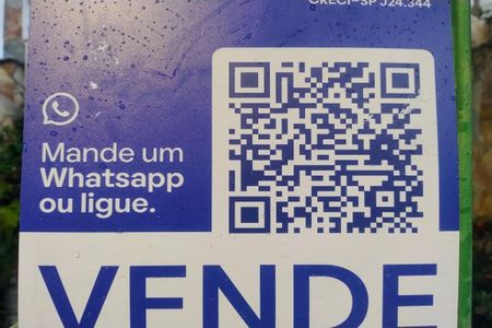 Casa à venda com 239m², 3 quartos e 2 vagas Casa à venda com 239m², 3 quartos e 2 vagasPlaca