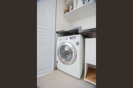 Apartamento à venda com 65m², 1 quarto e 1 vagaÁrea de Serviço