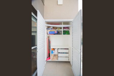 Apartamento à venda com 65m², 1 quarto e 1 vagaÁrea de Serviço