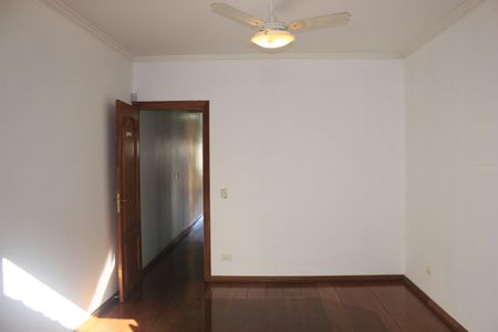 Casa à venda com 213m², 3 quartos e 4 vagasQuarto 1 