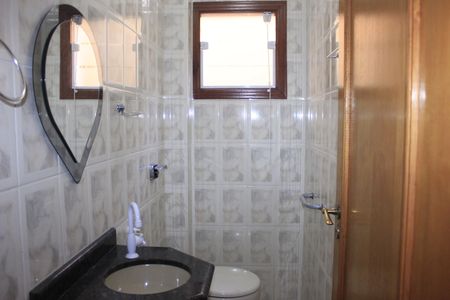 Casa à venda com 213m², 3 quartos e 4 vagasLavabo