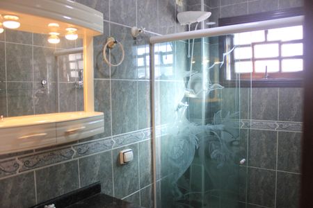 Casa à venda com 213m², 3 quartos e 4 vagasBanheiro 