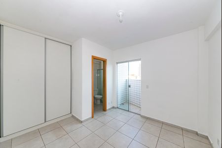 Apartamento à venda com 74m², 2 quartos e 1 vaga Apartamento à venda com 74m², 2 quartos e 1 vagaSuíte