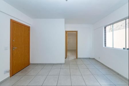 Apartamento à venda com 74m², 2 quartos e 1 vaga Apartamento à venda com 74m², 2 quartos e 1 vagaSala