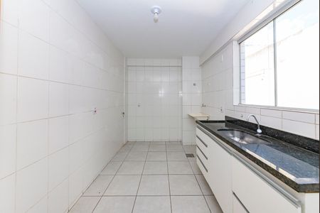 Apartamento à venda com 74m², 2 quartos e 1 vaga Apartamento à venda com 74m², 2 quartos e 1 vagaCozinha
