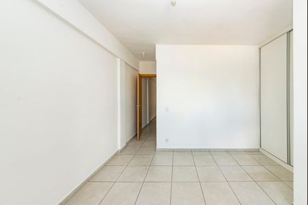 Apartamento à venda com 74m², 2 quartos e 1 vaga Apartamento à venda com 74m², 2 quartos e 1 vagaSuíte
