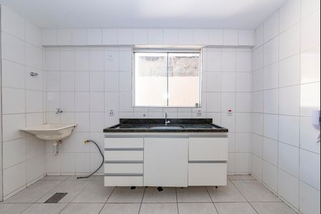Apartamento à venda com 74m², 2 quartos e 1 vaga Apartamento à venda com 74m², 2 quartos e 1 vagaCozinha