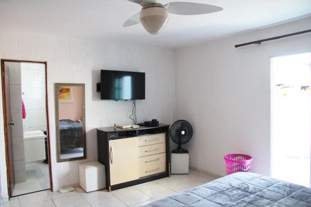 Casa à venda com 241m², 3 quartos e 3 vagasSuíte 1