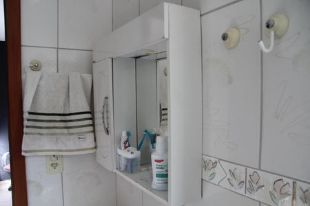 Casa à venda com 241m², 3 quartos e 3 vagasBanheiro da Suíte 2