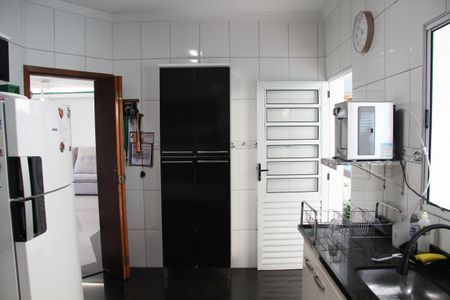 Casa à venda com 241m², 3 quartos e 3 vagasCozinha