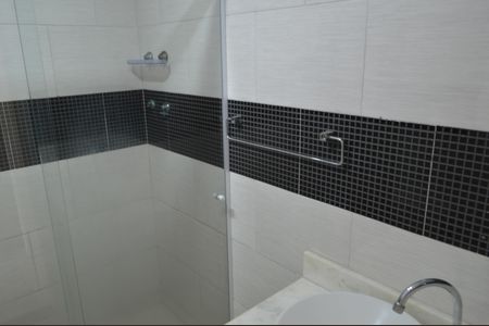 Casa de condomínio à venda com 60m², 2 quartos e sem vaga Casa de condomínio à venda com 60m², 2 quartos e sem vagaBanheiro