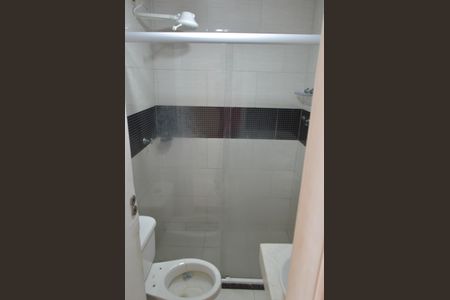 Casa de condomínio à venda com 60m², 2 quartos e sem vaga Casa de condomínio à venda com 60m², 2 quartos e sem vagaBanheiro