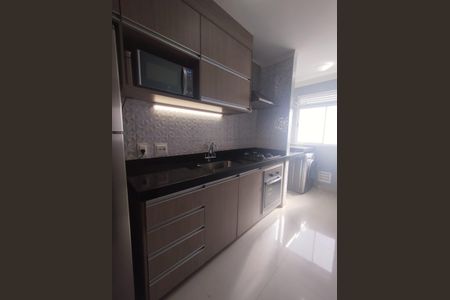 Apartamento à venda com 58m², 2 quartos e 2 vagas Apartamento à venda com 58m², 2 quartos e 2 vagasCozinha