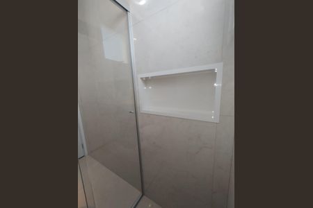 Apartamento à venda com 58m², 2 quartos e 2 vagas Apartamento à venda com 58m², 2 quartos e 2 vagasBanheiro
