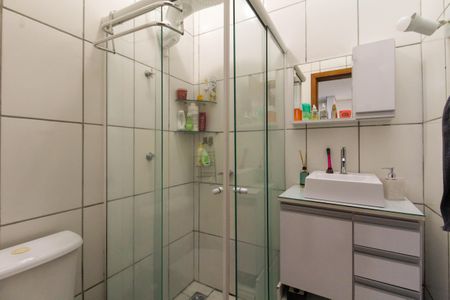 Casa de condomínio à venda com 50m², 2 quartos e 2 vagas Casa de condomínio à venda com 50m², 2 quartos e 2 vagasBanheiro