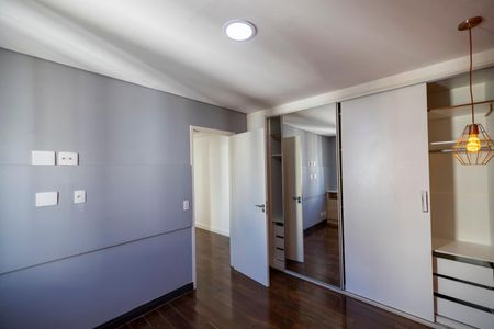 Apartamento à venda com 58m², 2 quartos e 1 vagaQuarto 2