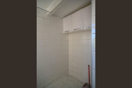 Apartamento à venda com 62m², 3 quartos e 1 vagaÁrea de Serviço