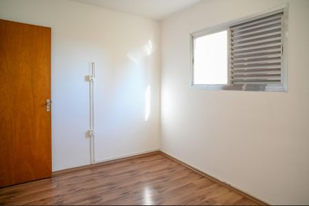 Apartamento à venda com 62m², 3 quartos e 1 vagaQuarto 2