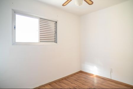 Apartamento à venda com 62m², 3 quartos e 1 vagaQuarto 2