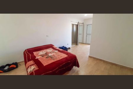 Casa à venda com 165m², 4 quartos e 4 vagas Casa à venda com 165m², 4 quartos e 4 vagasSuíte