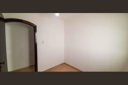 Casa à venda com 165m², 4 quartos e 4 vagas Casa à venda com 165m², 4 quartos e 4 vagasQuarto 2