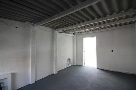 Casa à venda com 100m², 2 quartos e 1 vagaGaragem