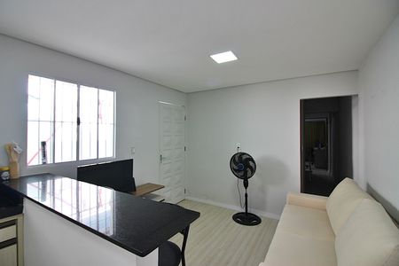 Casa à venda com 100m², 2 quartos e 1 vagaSala/Cozinha