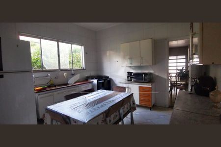 Casa à venda com 128m², 2 quartos e sem vaga