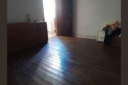 Casa à venda com 127m², 3 quartos e 4 vagas