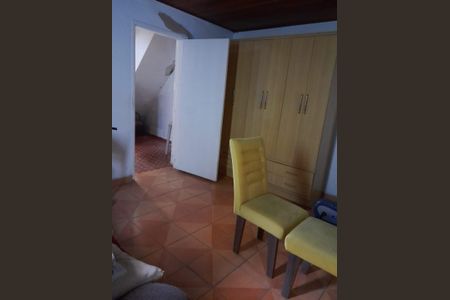 Casa à venda com 127m², 3 quartos e 4 vagas
