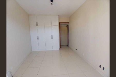 Apartamento à venda com 102m², 2 quartos e 1 vaga