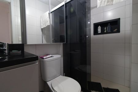 Apartamento à venda com 62m², 2 quartos e 2 vagasBanheiro Social