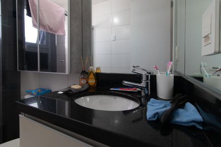 Apartamento à venda com 62m², 2 quartos e 2 vagasBanheiro da Suíte