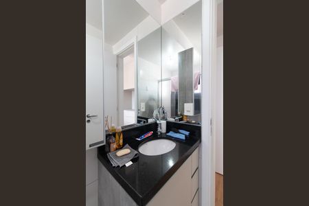 Apartamento à venda com 62m², 2 quartos e 2 vagasBanheiro da Suíte