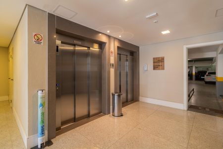 Apartamento à venda com 62m², 2 quartos e 2 vagasÁrea comum - Elevadores